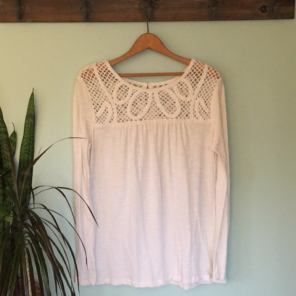 GAP white long sleeve braided design comfy shirt